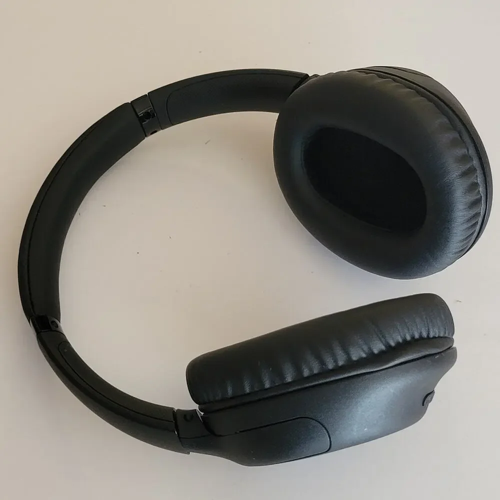 Sony WH-CH710N Wireless Bluetooth Noise-Canceling Headphones Black